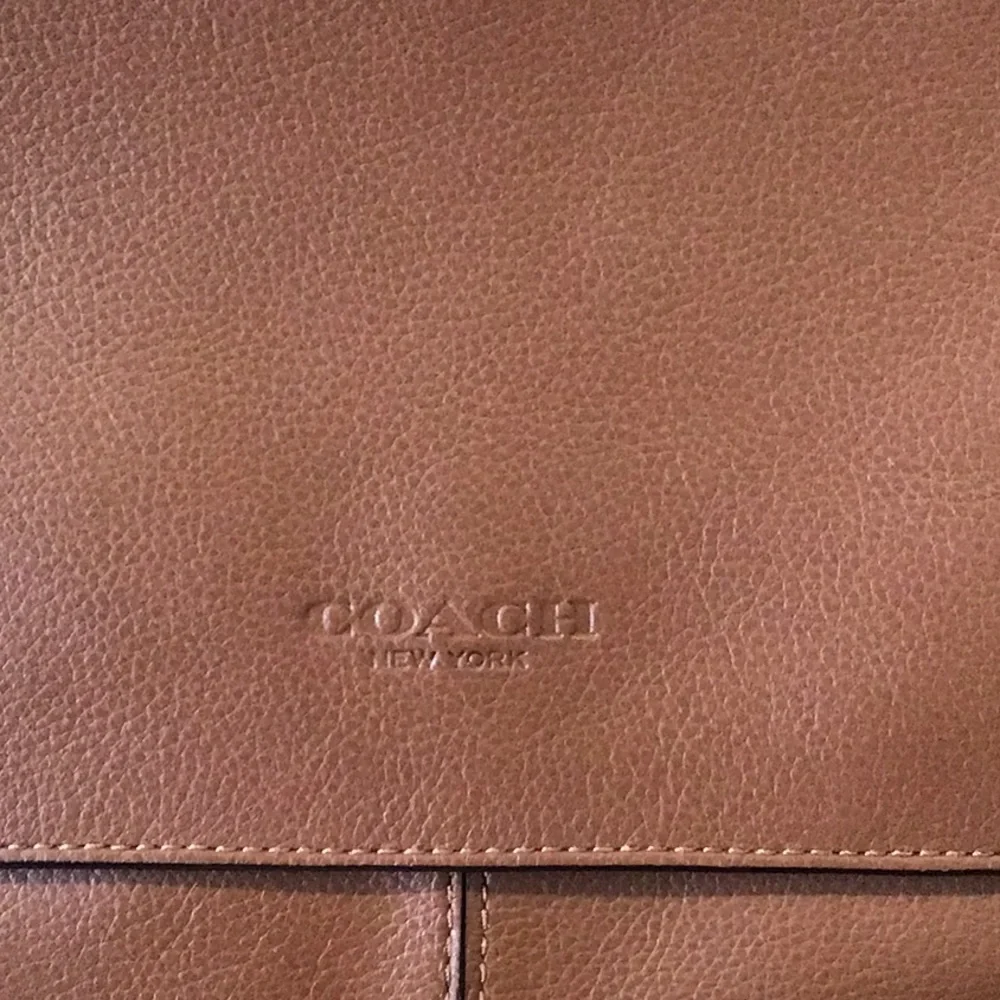 Coach Men's Charles Brown leather messenger crossbody bag with colorblock strap - Picture 2 of 16
